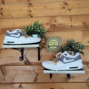 Nike 💜 Women's Air Max 1 SE Olympic Sneakers White Gold Multi 118801-100 Sz 9.5